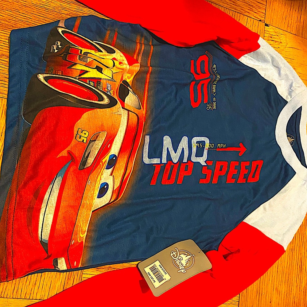 Disney New with tag lightening McQueen Cars long sleeve t-shirt size small (5/6)